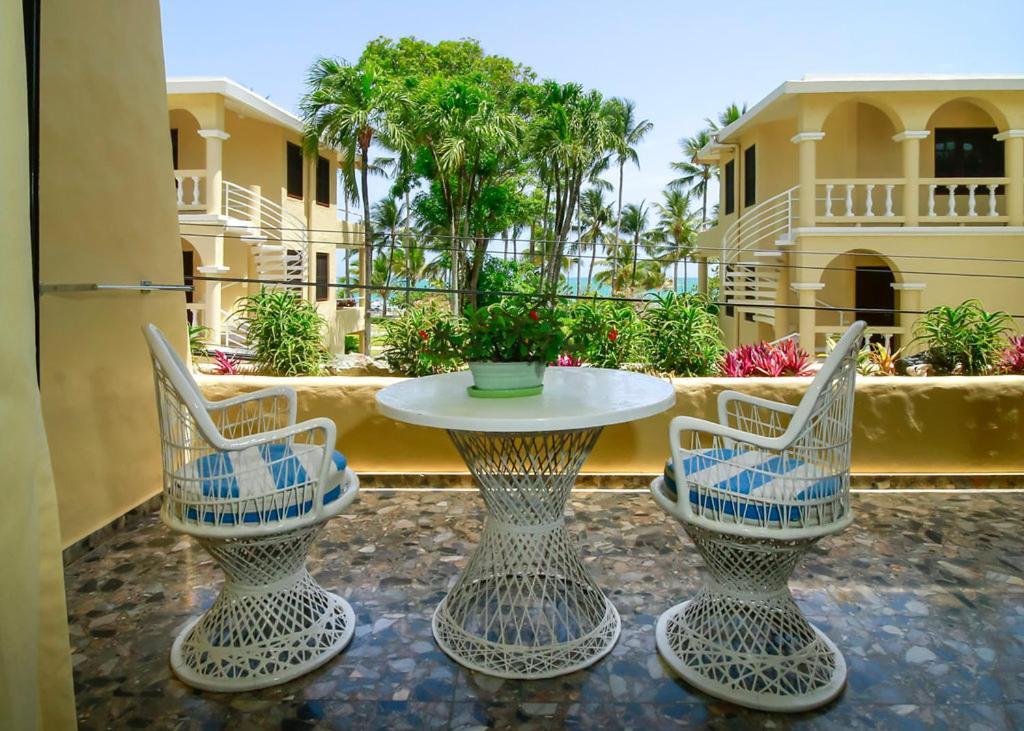 Cabarete Palm Beach Condos Екстериор снимка